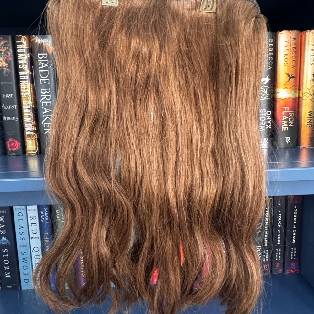 Hidden Crown V clip Volumizer 20-inch extension